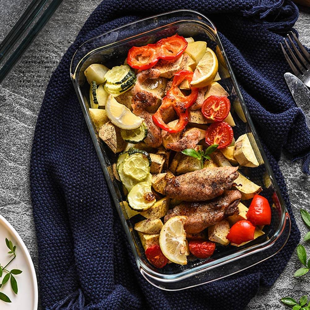 Versatile Set of 3 Rectangle Glass Baking Dishes – Durable, Transparent, Even-Heating – Microwave, Dishwasher, and Freezer Safe – 2200ml, 1600ml, 1000ml