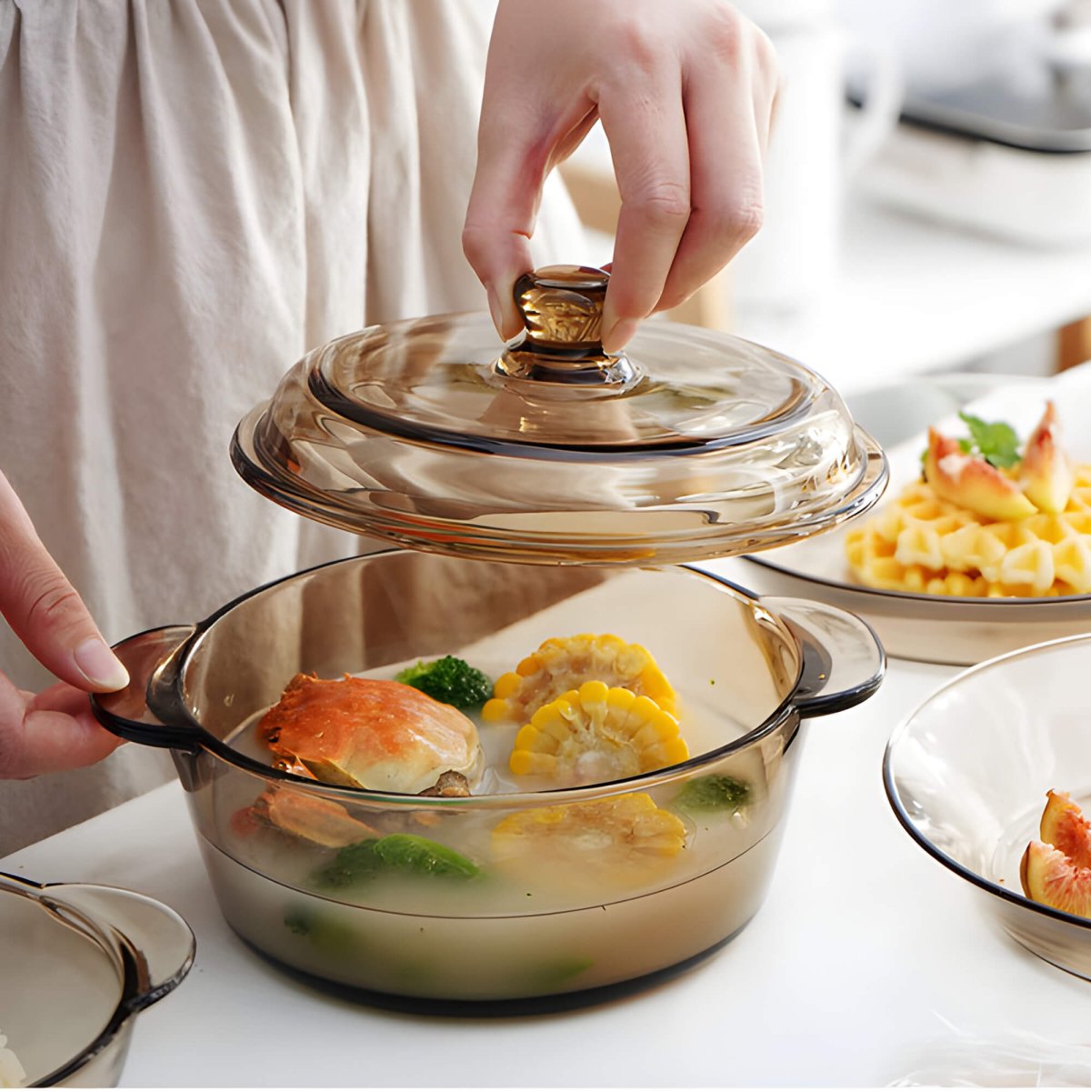 Round Color Glass Casserole with Lid, 1000 ml | Microwave Safe, Heat Resistant, Easy to Clean, Stylish Serving Bowl for Cooking, and Storage | Durable Glass Design for All Occasions - Crystalkart